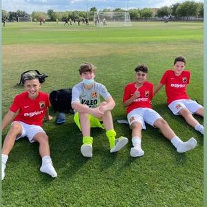 Meet your Posher, Casey